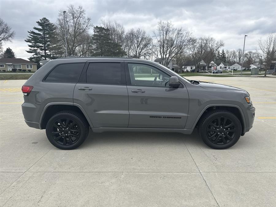 2019 Jeep Grand Cherokee Altitude, available for sale in Elida, Ohio | Josh's All Under Ten LLC. Elida, Ohio 2019 Jeep Grand Cherokee Altitude, available for sale in Elida, Ohio | Josh's All Under Ten LLC. Elida, Ohio