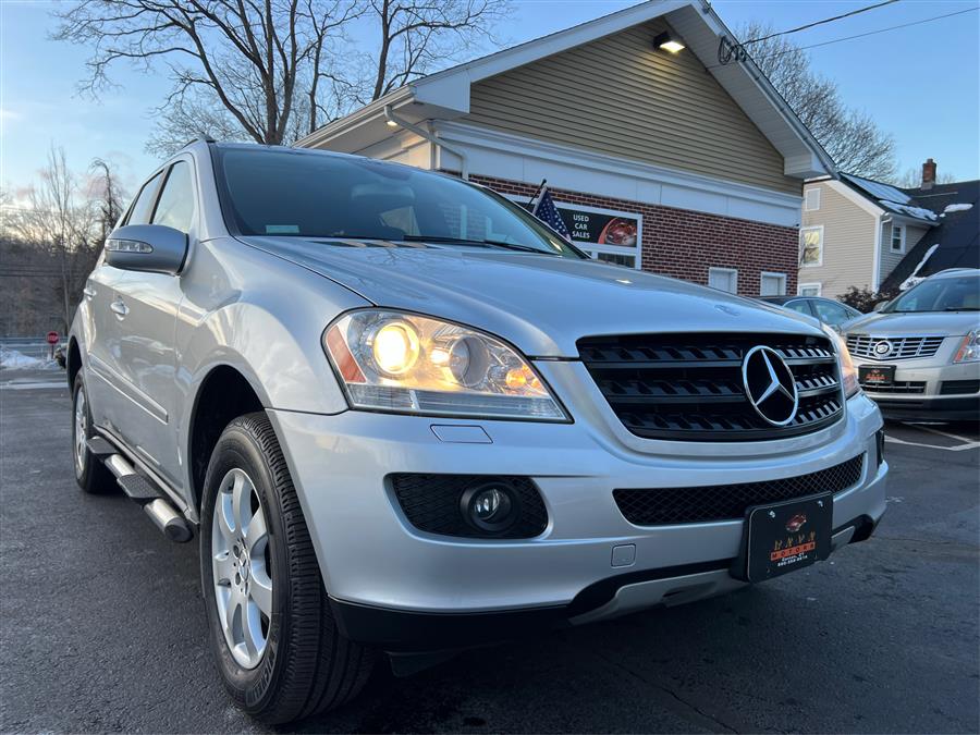 2006 Mercedes-Benz M-Class 4MATIC 4dr 3.5L, available for sale in Canton, Connecticut | Lava Motors. Canton, Connecticut 2006 Mercedes-Benz M-Class 4MATIC 4dr 3.5L, available for sale in Canton, Connecticut | Lava Motors. Canton, Connecticut