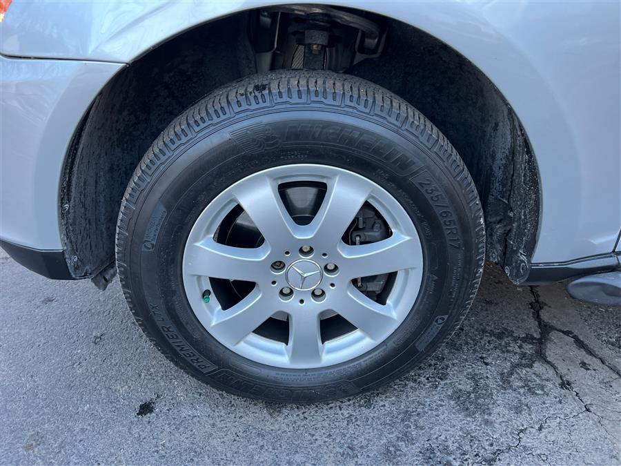 2006 Mercedes-Benz M-Class 4MATIC 4dr 3.5L, available for sale in Canton, Connecticut | Lava Motors. Canton, Connecticut 2006 Mercedes-Benz M-Class 4MATIC 4dr 3.5L, available for sale in Canton, Connecticut | Lava Motors. Canton, Connecticut
