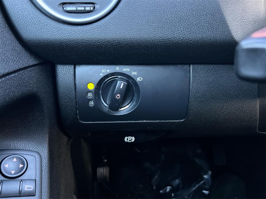 2006 Mercedes-Benz M-Class 4MATIC 4dr 3.5L, available for sale in Canton, Connecticut | Lava Motors. Canton, Connecticut 2006 Mercedes-Benz M-Class 4MATIC 4dr 3.5L, available for sale in Canton, Connecticut | Lava Motors. Canton, Connecticut