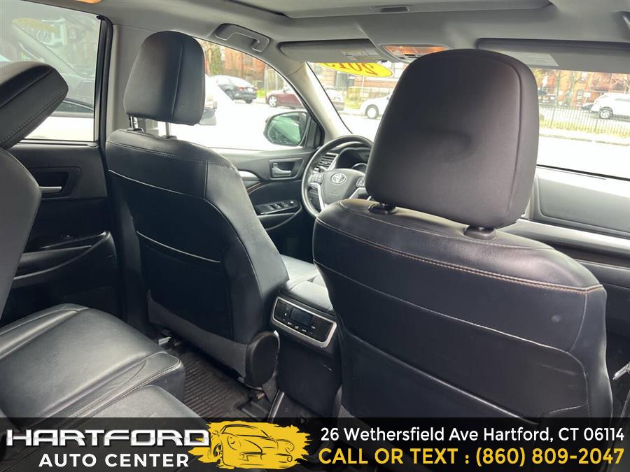2015 Toyota Highlander XLE AWD 4dr SUV, available for sale in Hartford, Connecticut | Hartford Auto Center LLC. Hartford, Connecticut 2015 Toyota Highlander XLE AWD 4dr SUV, available for sale in Hartford, Connecticut | Hartford Auto Center LLC. Hartford, Connecticut