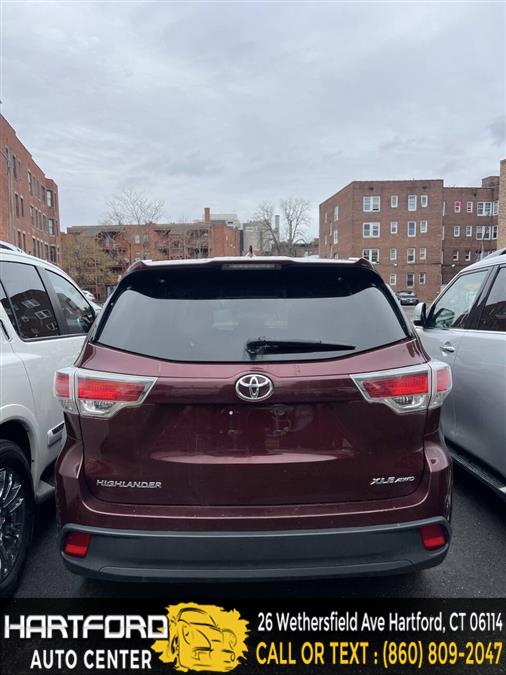 2015 Toyota Highlander XLE AWD 4dr SUV, available for sale in Hartford, Connecticut | Hartford Auto Center LLC. Hartford, Connecticut 2015 Toyota Highlander XLE AWD 4dr SUV, available for sale in Hartford, Connecticut | Hartford Auto Center LLC. Hartford, Connecticut