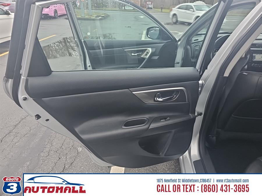 2015 Nissan Altima 4dr Sdn I4 2.5 S, available for sale in Middletown, Connecticut | RT 3 AUTO MALL LLC. Middletown, Connecticut 2015 Nissan Altima 4dr Sdn I4 2.5 S, available for sale in Middletown, Connecticut | RT 3 AUTO MALL LLC. Middletown, Connecticut