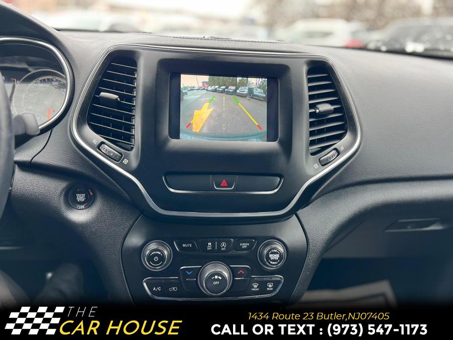 2019 Jeep Cherokee Latitude Plus 4x4, available for sale in Butler, New Jersey | The Car House. Butler, New Jersey 2019 Jeep Cherokee Latitude Plus 4x4, available for sale in Butler, New Jersey | The Car House. Butler, New Jersey
