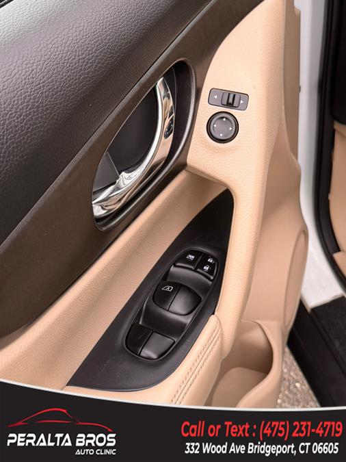 2014 Nissan Rogue AWD 4dr SV, available for sale in Bridgeport, Connecticut | Peralta Bros Auto Clinic. Bridgeport, Connecticut 2014 Nissan Rogue AWD 4dr SV, available for sale in Bridgeport, Connecticut | Peralta Bros Auto Clinic. Bridgeport, Connecticut