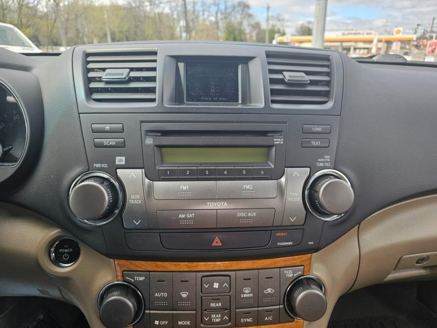 2008 Toyota Highlander Hybrid 4WD 4dr Limited w/3rd Row, available for sale in Rosedale, New York | Sunrise Auto Sales. Rosedale, New York 2008 Toyota Highlander Hybrid 4WD 4dr Limited w/3rd Row, available for sale in Rosedale, New York | Sunrise Auto Sales. Rosedale, New York