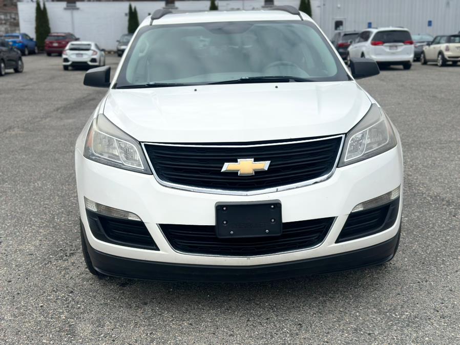 Used 2014 Chevrolet Traverse in Springfield, Massachusetts | Auto Globe LLC. Springfield, Massachusetts