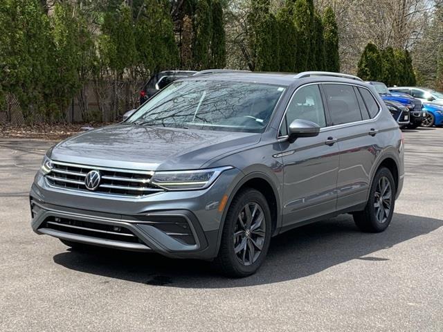 Used 2022 Volkswagen Tiguan in Floral Park, New York | Shop Auto NY. Floral Park, New York