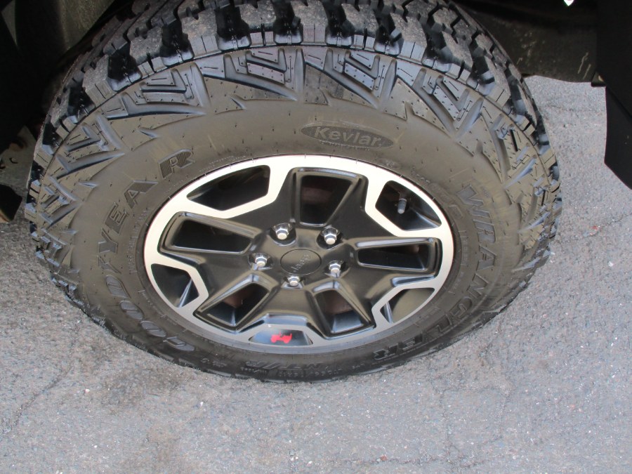 2015 Jeep Wrangler Unlimited 4WD 4dr Rubicon Hard Rock, available for sale in Meriden, Connecticut | Cos Central Auto. Meriden, Connecticut 2015 Jeep Wrangler Unlimited 4WD 4dr Rubicon Hard Rock, available for sale in Meriden, Connecticut | Cos Central Auto. Meriden, Connecticut