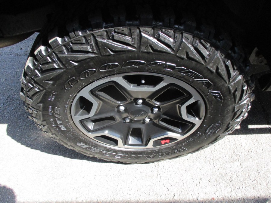 2015 Jeep Wrangler Unlimited 4WD 4dr Rubicon Hard Rock, available for sale in Meriden, Connecticut | Cos Central Auto. Meriden, Connecticut 2015 Jeep Wrangler Unlimited 4WD 4dr Rubicon Hard Rock, available for sale in Meriden, Connecticut | Cos Central Auto. Meriden, Connecticut