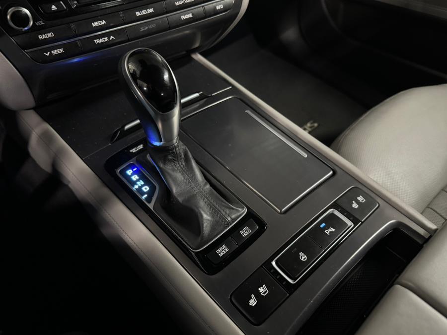 2015 Hyundai Genesis 4dr Sdn V6 3.8L AWD, available for sale in West Babylon , New York | MP Motors Inc. West Babylon , New York 2015 Hyundai Genesis 4dr Sdn V6 3.8L AWD, available for sale in West Babylon , New York | MP Motors Inc. West Babylon , New York