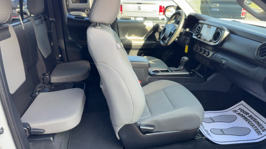 2020 Toyota Tacoma 4WD SR Access Cab 6'' Bed I4 AT (Natl), available for sale in Waterbury, Connecticut | West End Automotive Center. Waterbury, Connecticut 2020 Toyota Tacoma 4WD SR Access Cab 6'' Bed I4 AT (Natl), available for sale in Waterbury, Connecticut | West End Automotive Center. Waterbury, Connecticut