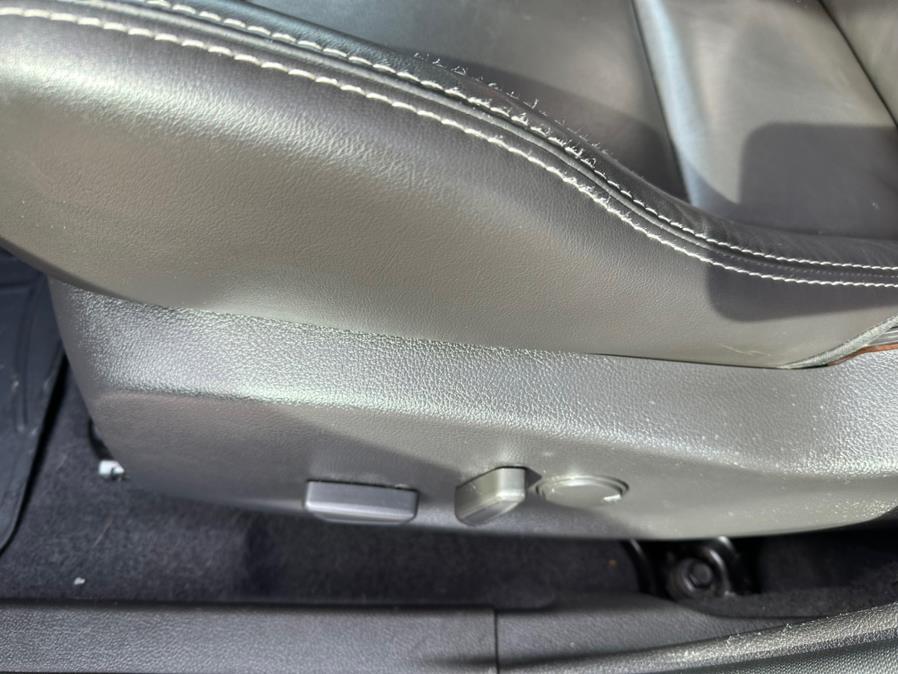 2016 Ford Focus 5dr HB ST, available for sale in South Windsor, Connecticut | Mike And Tony Auto Sales, Inc. South Windsor, Connecticut 2016 Ford Focus 5dr HB ST, available for sale in South Windsor, Connecticut | Mike And Tony Auto Sales, Inc. South Windsor, Connecticut