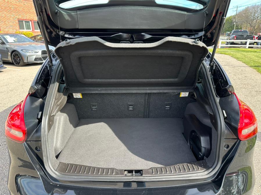 2016 Ford Focus 5dr HB ST, available for sale in South Windsor, Connecticut | Mike And Tony Auto Sales, Inc. South Windsor, Connecticut 2016 Ford Focus 5dr HB ST, available for sale in South Windsor, Connecticut | Mike And Tony Auto Sales, Inc. South Windsor, Connecticut
