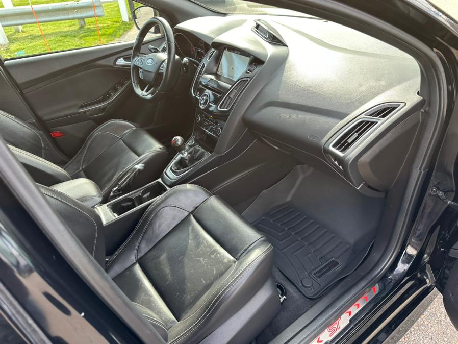 2016 Ford Focus 5dr HB ST, available for sale in South Windsor, Connecticut | Mike And Tony Auto Sales, Inc. South Windsor, Connecticut 2016 Ford Focus 5dr HB ST, available for sale in South Windsor, Connecticut | Mike And Tony Auto Sales, Inc. South Windsor, Connecticut