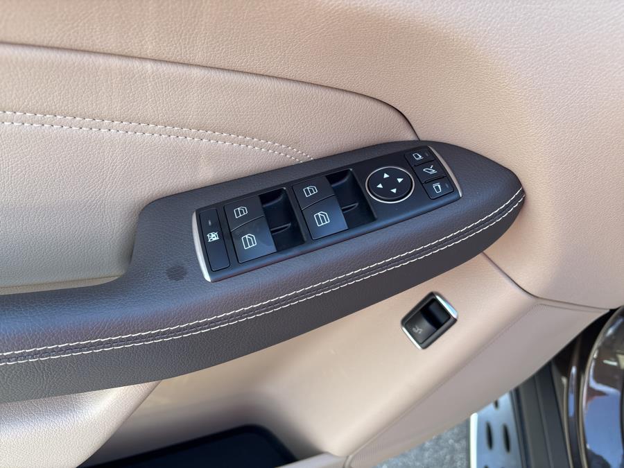 2014 Mercedes-Benz M-Class 4MATIC 4dr ML350, available for sale in Old Saybrook, Connecticut | Saybrook Auto Barn. Old Saybrook, Connecticut 2014 Mercedes-Benz M-Class 4MATIC 4dr ML350, available for sale in Old Saybrook, Connecticut | Saybrook Auto Barn. Old Saybrook, Connecticut