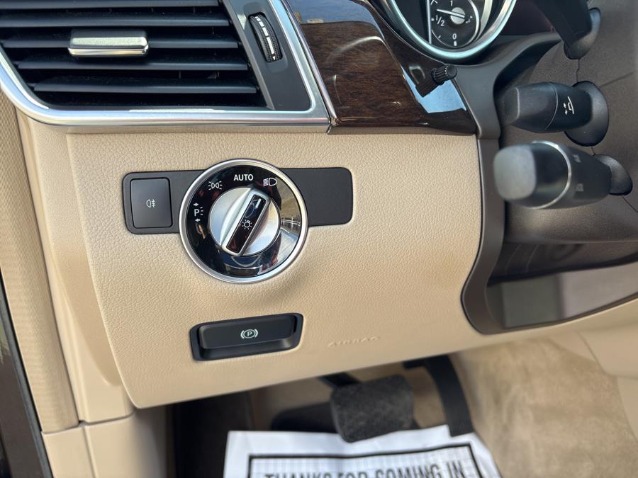2014 Mercedes-Benz M-Class 4MATIC 4dr ML350, available for sale in Old Saybrook, Connecticut | Saybrook Auto Barn. Old Saybrook, Connecticut 2014 Mercedes-Benz M-Class 4MATIC 4dr ML350, available for sale in Old Saybrook, Connecticut | Saybrook Auto Barn. Old Saybrook, Connecticut