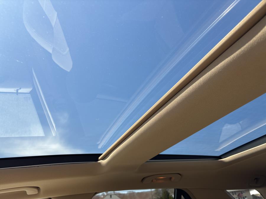 2014 Mercedes-Benz M-Class 4MATIC 4dr ML350, available for sale in Old Saybrook, Connecticut | Saybrook Auto Barn. Old Saybrook, Connecticut 2014 Mercedes-Benz M-Class 4MATIC 4dr ML350, available for sale in Old Saybrook, Connecticut | Saybrook Auto Barn. Old Saybrook, Connecticut