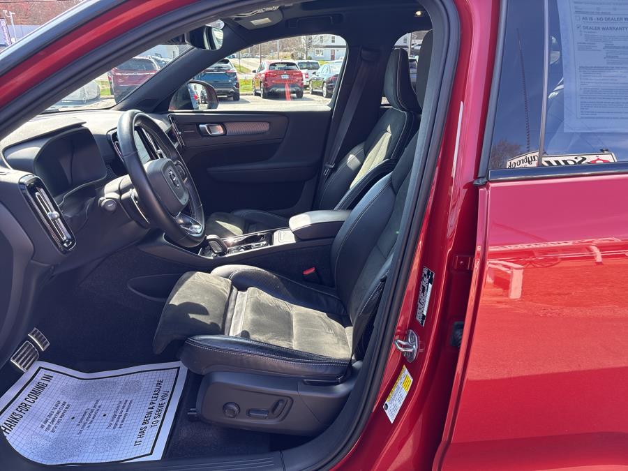 2020 Volvo XC40 T5 AWD R-Design, available for sale in Old Saybrook, Connecticut | Saybrook Auto Barn. Old Saybrook, Connecticut 2020 Volvo XC40 T5 AWD R-Design, available for sale in Old Saybrook, Connecticut | Saybrook Auto Barn. Old Saybrook, Connecticut