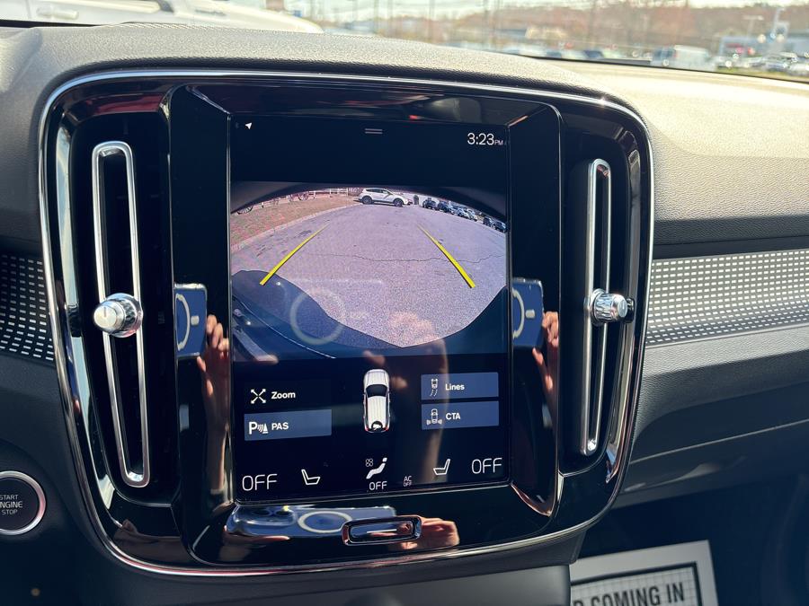 2020 Volvo XC40 T5 AWD R-Design, available for sale in Old Saybrook, Connecticut | Saybrook Auto Barn. Old Saybrook, Connecticut 2020 Volvo XC40 T5 AWD R-Design, available for sale in Old Saybrook, Connecticut | Saybrook Auto Barn. Old Saybrook, Connecticut