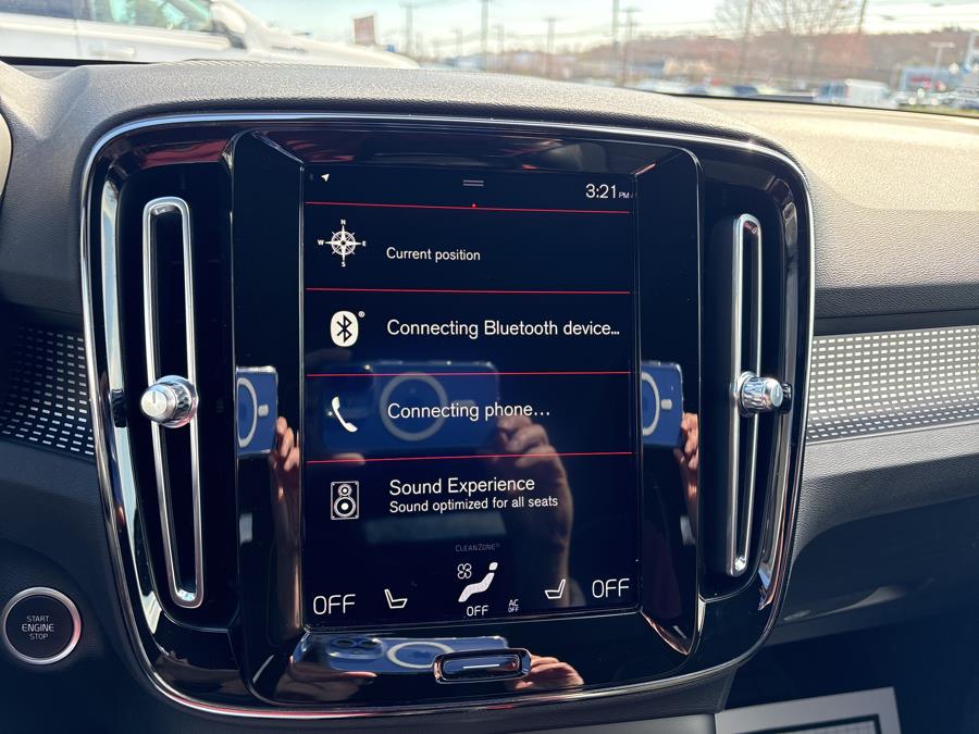 2020 Volvo XC40 T5 AWD R-Design, available for sale in Old Saybrook, Connecticut | Saybrook Auto Barn. Old Saybrook, Connecticut 2020 Volvo XC40 T5 AWD R-Design, available for sale in Old Saybrook, Connecticut | Saybrook Auto Barn. Old Saybrook, Connecticut