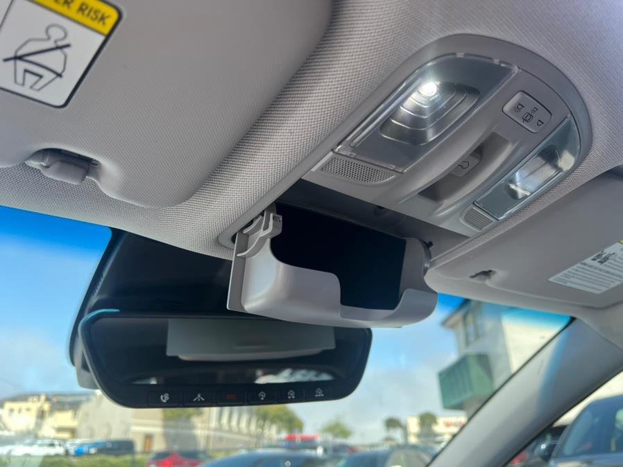 2022 Hyundai Kona Electric Limited FWD, available for sale in Daly City, California | Green Light Auto Wholesale. Daly City, California 2022 Hyundai Kona Electric Limited FWD, available for sale in Daly City, California | Green Light Auto Wholesale. Daly City, California