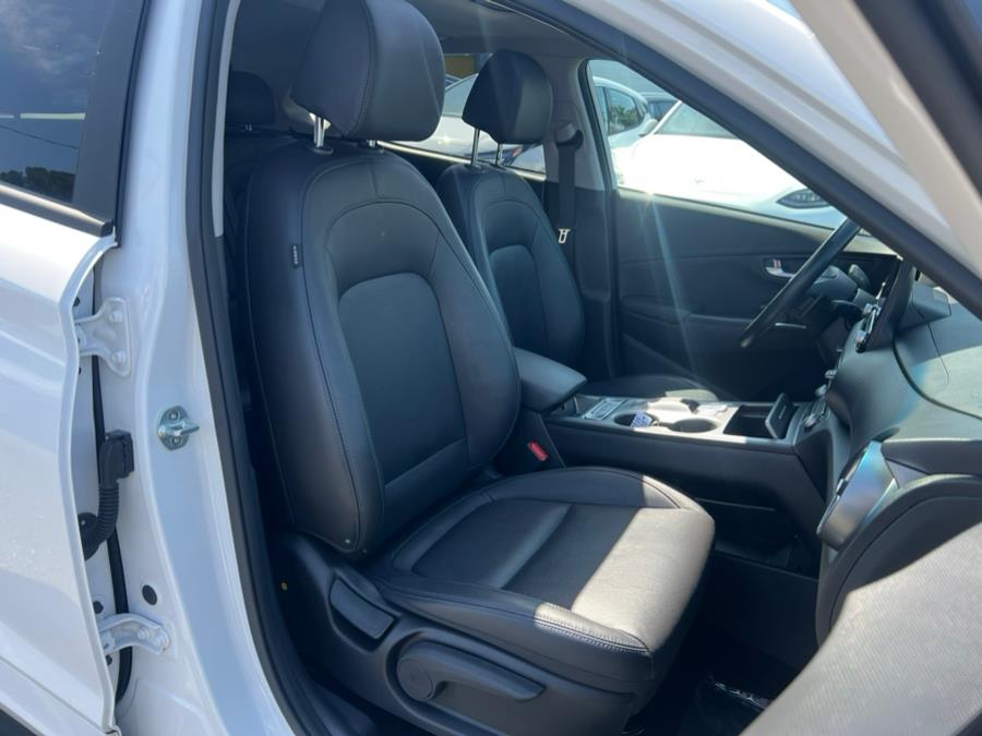 2022 Hyundai Kona Electric Limited FWD, available for sale in Daly City, California | Green Light Auto Wholesale. Daly City, California 2022 Hyundai Kona Electric Limited FWD, available for sale in Daly City, California | Green Light Auto Wholesale. Daly City, California