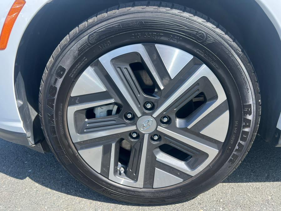 2022 Hyundai Kona Electric Limited FWD, available for sale in Daly City, California | Green Light Auto Wholesale. Daly City, California 2022 Hyundai Kona Electric Limited FWD, available for sale in Daly City, California | Green Light Auto Wholesale. Daly City, California