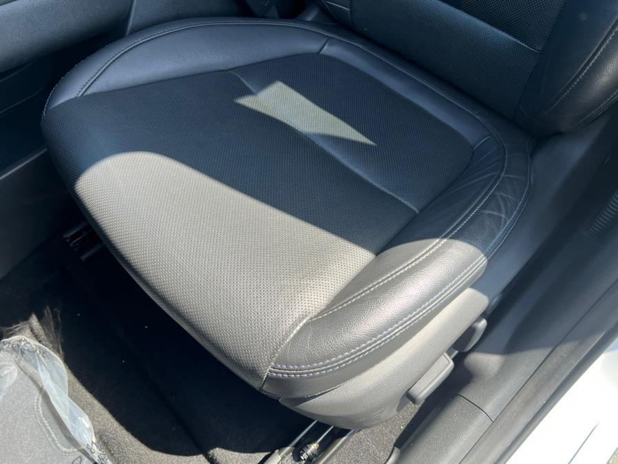 2022 Hyundai Kona Electric Limited FWD, available for sale in Daly City, California | Green Light Auto Wholesale. Daly City, California 2022 Hyundai Kona Electric Limited FWD, available for sale in Daly City, California | Green Light Auto Wholesale. Daly City, California