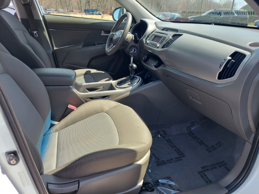 2016 Kia Sportage AWD 4dr LX, available for sale in East Windsor, Connecticut | United Auto Sales of E Windsor, Inc. East Windsor, Connecticut 2016 Kia Sportage AWD 4dr LX, available for sale in East Windsor, Connecticut | United Auto Sales of E Windsor, Inc. East Windsor, Connecticut