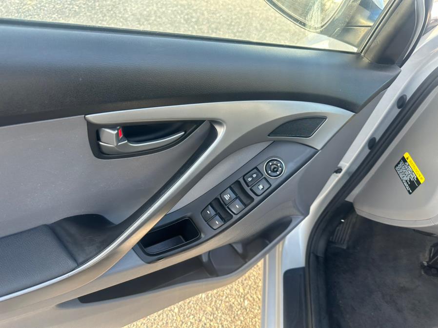 2016 Hyundai Elantra 4dr Sdn Auto SE (Ulsan Plant), available for sale in Springfield, Massachusetts | Auto Globe LLC. Springfield, Massachusetts 2016 Hyundai Elantra 4dr Sdn Auto SE (Ulsan Plant), available for sale in Springfield, Massachusetts | Auto Globe LLC. Springfield, Massachusetts