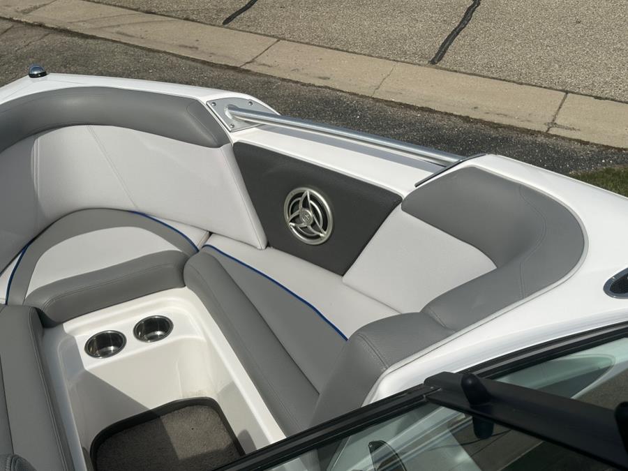 2010 Supra Sunsport 21V, available for sale in Darien, Wisconsin | Geneva Motor Cars. Darien, Wisconsin 2010 Supra Sunsport 21V, available for sale in Darien, Wisconsin | Geneva Motor Cars. Darien, Wisconsin