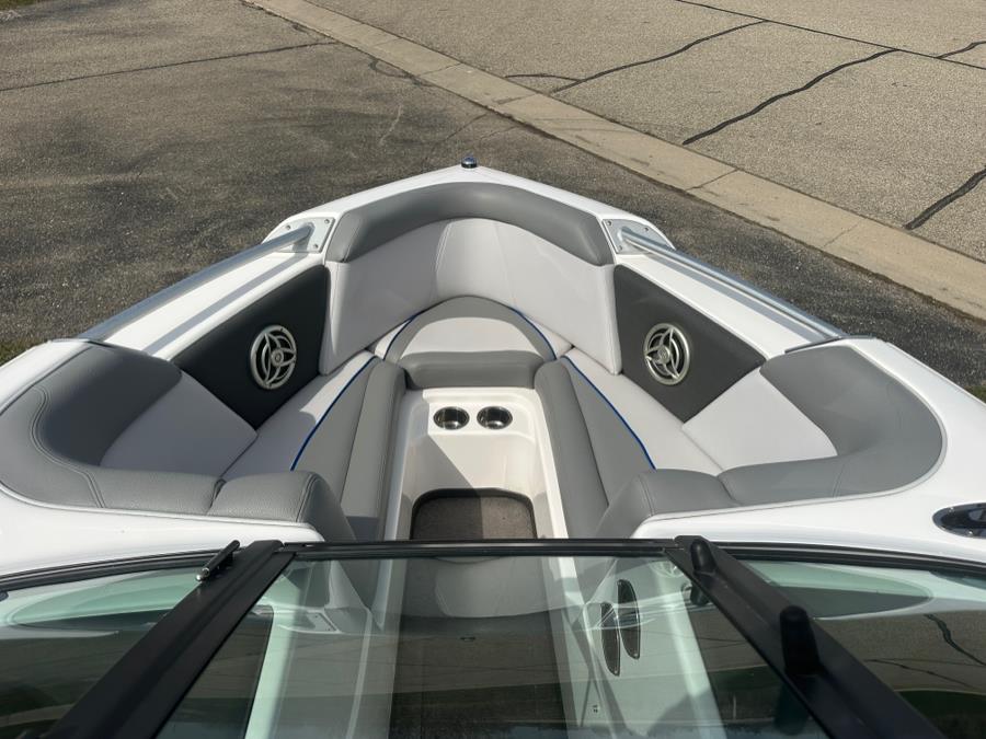 2010 Supra Sunsport 21V, available for sale in Darien, Wisconsin | Geneva Motor Cars. Darien, Wisconsin 2010 Supra Sunsport 21V, available for sale in Darien, Wisconsin | Geneva Motor Cars. Darien, Wisconsin