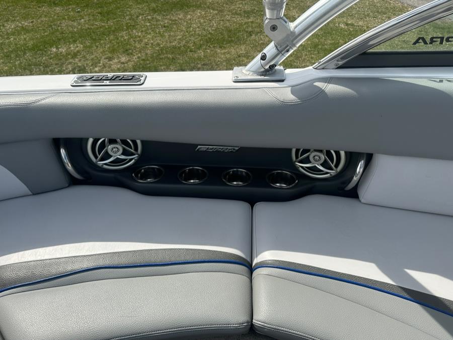 2010 Supra Sunsport 21V, available for sale in Darien, Wisconsin | Geneva Motor Cars. Darien, Wisconsin 2010 Supra Sunsport 21V, available for sale in Darien, Wisconsin | Geneva Motor Cars. Darien, Wisconsin