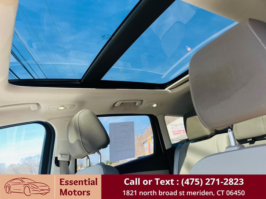 2014 Ford Escape 4WD 4dr SE, available for sale in Meriden, Connecticut | Essential Motors. Meriden, Connecticut 2014 Ford Escape 4WD 4dr SE, available for sale in Meriden, Connecticut | Essential Motors. Meriden, Connecticut