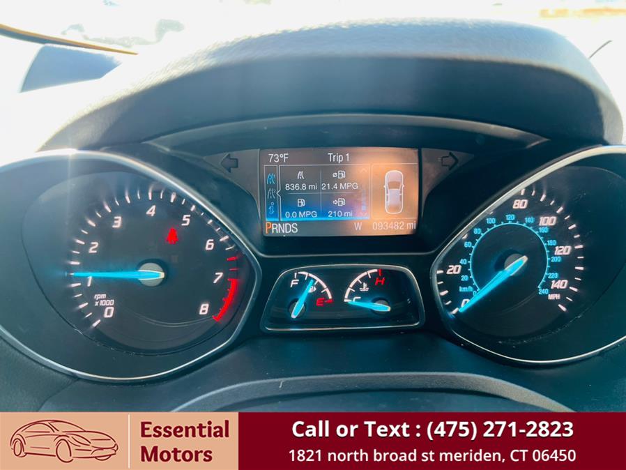 2014 Ford Escape 4WD 4dr SE, available for sale in Meriden, Connecticut | Essential Motors. Meriden, Connecticut 2014 Ford Escape 4WD 4dr SE, available for sale in Meriden, Connecticut | Essential Motors. Meriden, Connecticut