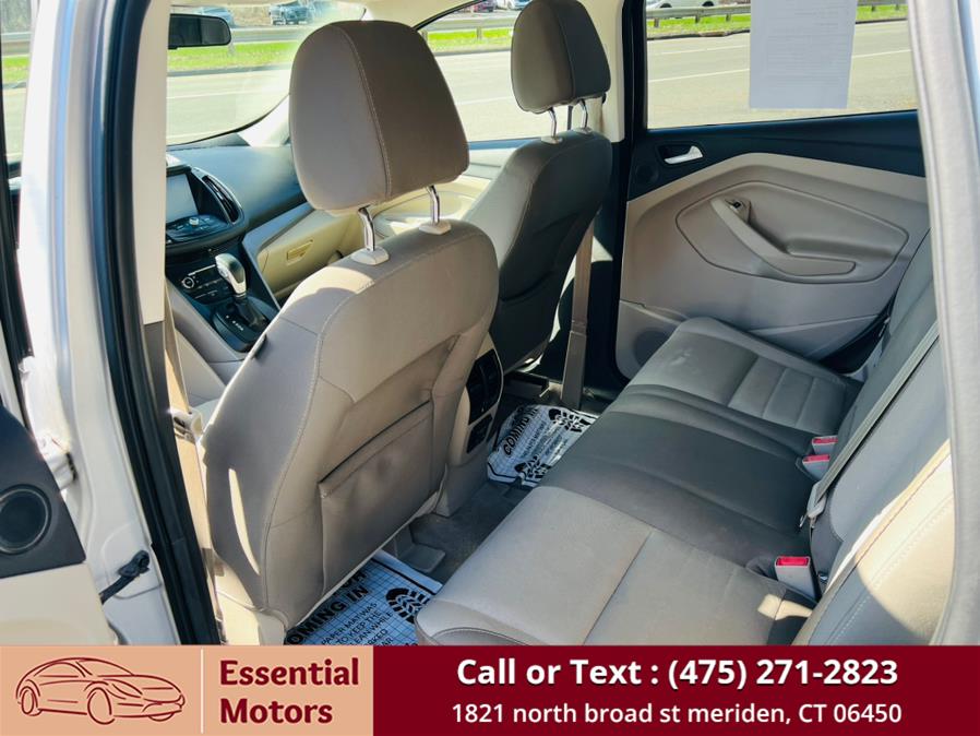 2014 Ford Escape 4WD 4dr SE, available for sale in Meriden, Connecticut | Essential Motors. Meriden, Connecticut 2014 Ford Escape 4WD 4dr SE, available for sale in Meriden, Connecticut | Essential Motors. Meriden, Connecticut