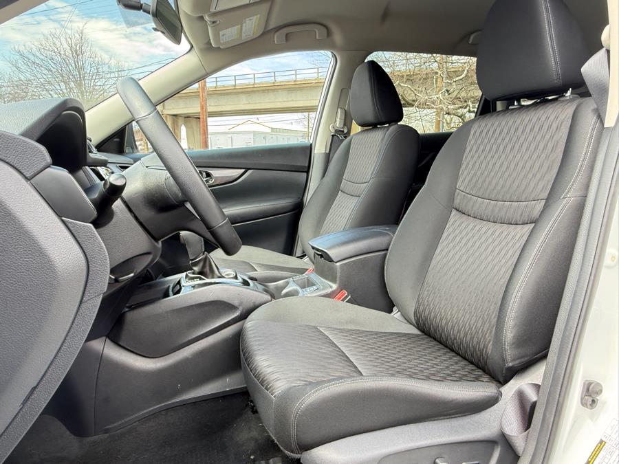 2018 Nissan Rogue AWD SV, available for sale in Lindenhurst, New York | Cargenic Automotive. Lindenhurst, New York 2018 Nissan Rogue AWD SV, available for sale in Lindenhurst, New York | Cargenic Automotive. Lindenhurst, New York
