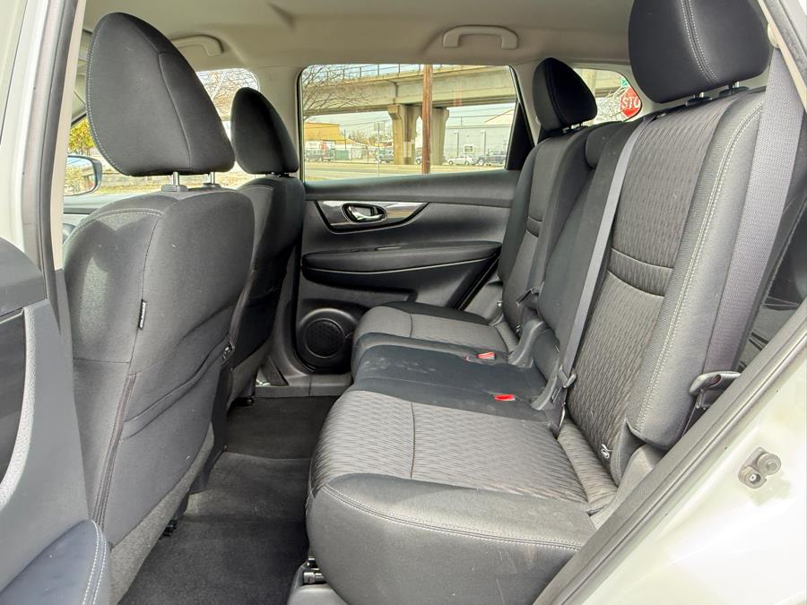 2018 Nissan Rogue AWD SV, available for sale in Lindenhurst, New York | Cargenic Automotive. Lindenhurst, New York 2018 Nissan Rogue AWD SV, available for sale in Lindenhurst, New York | Cargenic Automotive. Lindenhurst, New York