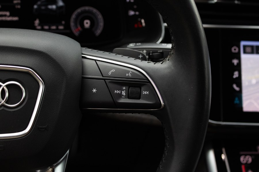 2019 Audi Q8 Premium Plus 55 TFSI quattro, available for sale in Flushing, New York | Silverline Auto Group. Flushing, New York 2019 Audi Q8 Premium Plus 55 TFSI quattro, available for sale in Flushing, New York | Silverline Auto Group. Flushing, New York