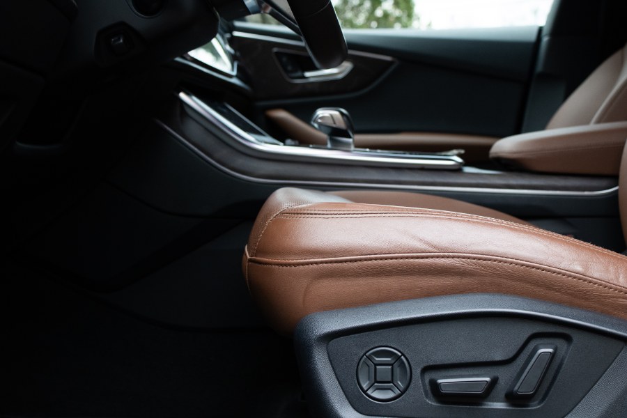 2019 Audi Q8 Premium Plus 55 TFSI quattro, available for sale in Flushing, New York | Silverline Auto Group. Flushing, New York 2019 Audi Q8 Premium Plus 55 TFSI quattro, available for sale in Flushing, New York | Silverline Auto Group. Flushing, New York