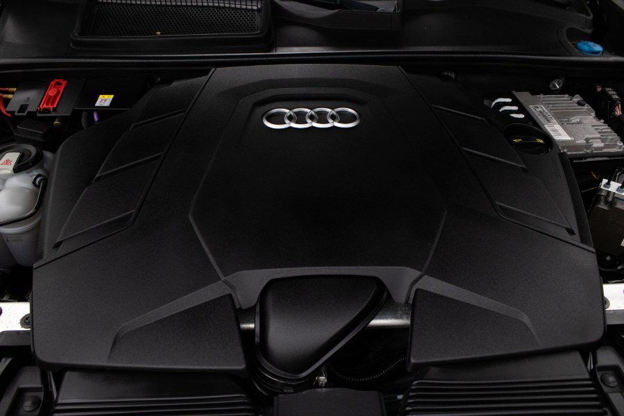 2019 Audi Q8 Premium Plus 55 TFSI quattro, available for sale in Flushing, New York | Silverline Auto Group. Flushing, New York 2019 Audi Q8 Premium Plus 55 TFSI quattro, available for sale in Flushing, New York | Silverline Auto Group. Flushing, New York