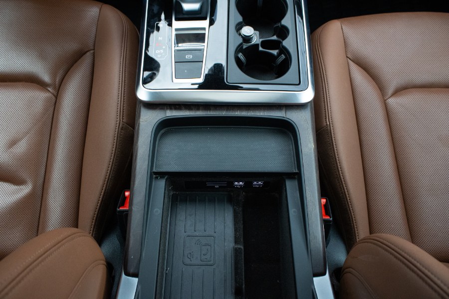 2019 Audi Q8 Premium Plus 55 TFSI quattro, available for sale in Flushing, New York | Silverline Auto Group. Flushing, New York 2019 Audi Q8 Premium Plus 55 TFSI quattro, available for sale in Flushing, New York | Silverline Auto Group. Flushing, New York