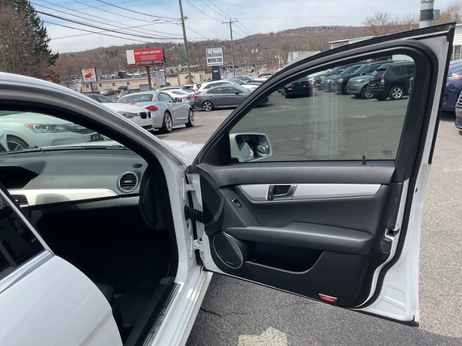 2014 Mercedes-Benz C-Class 4dr Sdn C300 Sport 4MATIC, available for sale in Waterbury, Connecticut | Jim Juliani Motors. Waterbury, Connecticut 2014 Mercedes-Benz C-Class 4dr Sdn C300 Sport 4MATIC, available for sale in Waterbury, Connecticut | Jim Juliani Motors. Waterbury, Connecticut