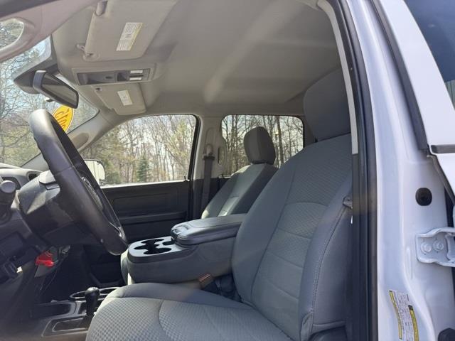 2015 Ram 3500 Tradesman, available for sale in Stratford, Connecticut | Wiz Leasing Inc. Stratford, Connecticut 2015 Ram 3500 Tradesman, available for sale in Stratford, Connecticut | Wiz Leasing Inc. Stratford, Connecticut