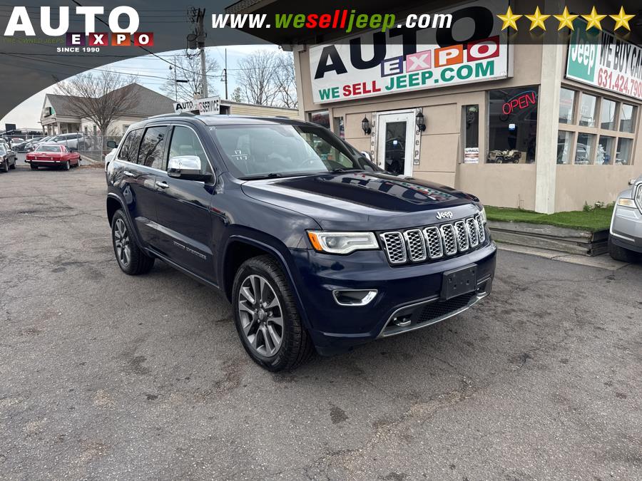 Used 2017 Jeep Grand Cherokee in Huntington, New York | Auto Expo. Huntington, New York