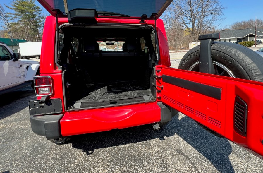 2016 Jeep Wrangler Unlimited 4WD 4dr Sahara, available for sale in Manchester, New Hampshire | Second Street Auto Sales Inc. Manchester, New Hampshire 2016 Jeep Wrangler Unlimited 4WD 4dr Sahara, available for sale in Manchester, New Hampshire | Second Street Auto Sales Inc. Manchester, New Hampshire