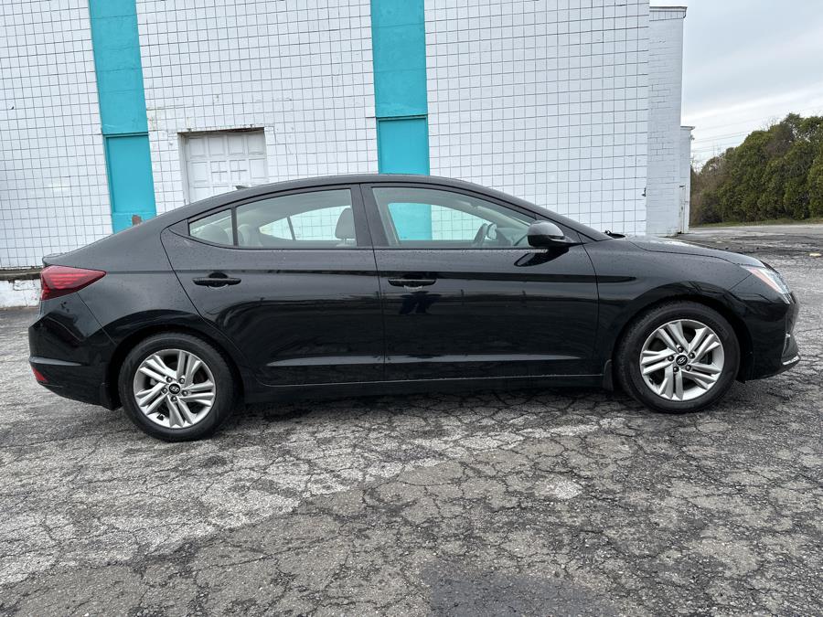Used 2020 Hyundai Elantra in Milford, Connecticut | Dealertown Auto Wholesalers. Milford, Connecticut