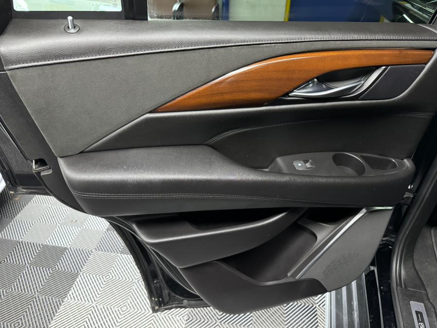 2020 Cadillac Escalade 4WD 4dr Luxury, available for sale in West Babylon , New York | MP Motors Inc. West Babylon , New York 2020 Cadillac Escalade 4WD 4dr Luxury, available for sale in West Babylon , New York | MP Motors Inc. West Babylon , New York