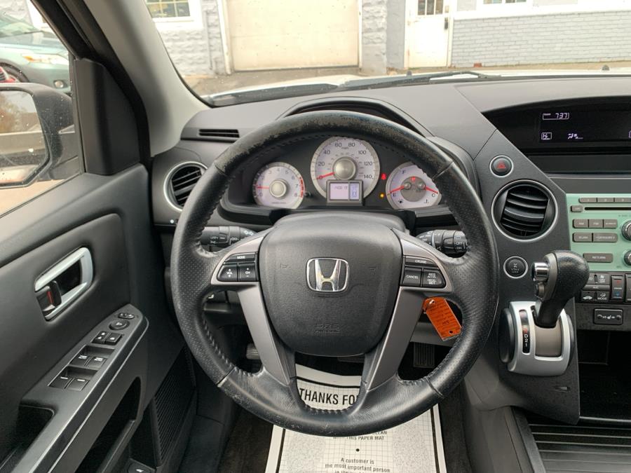 2011 Honda Pilot 4WD 4dr EX-L, available for sale in Springfield, Massachusetts | Absolute Motors Inc. Springfield, Massachusetts 2011 Honda Pilot 4WD 4dr EX-L, available for sale in Springfield, Massachusetts | Absolute Motors Inc. Springfield, Massachusetts